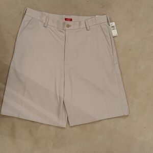 NWT Izod shorts